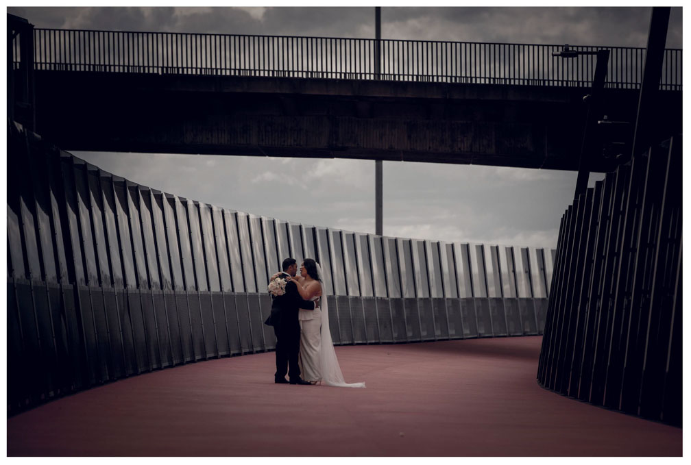 Auckland City wedding photo by Chris Loufte