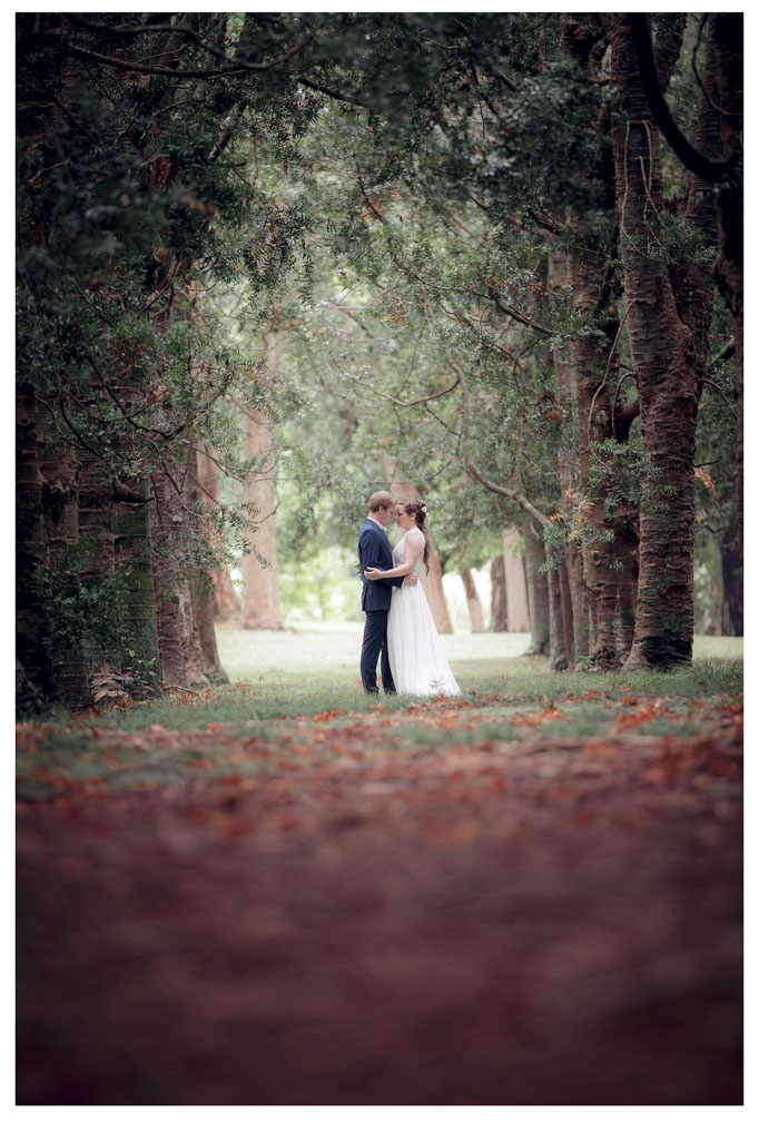 Cornwall Park Auckland wedding photo by Chris Loufte