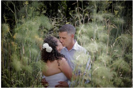 Puhoi wedding photo by Auckland wedding photographer Chris Loufte