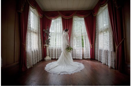 wedding aHighwic House Aucklnd Auckland by Chris Loufte www.thyeweddingphotographer.co.nz